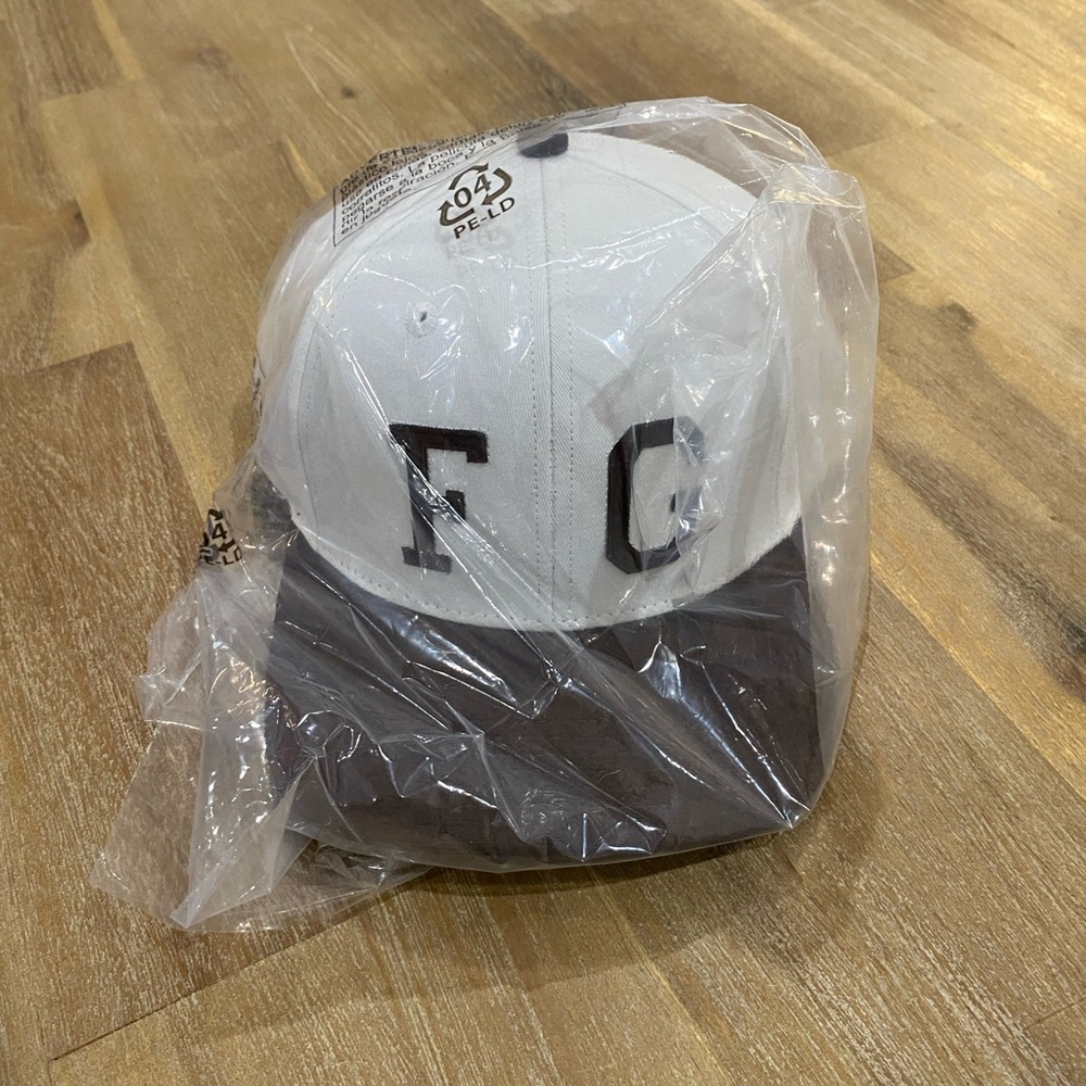 Fiori golf hat